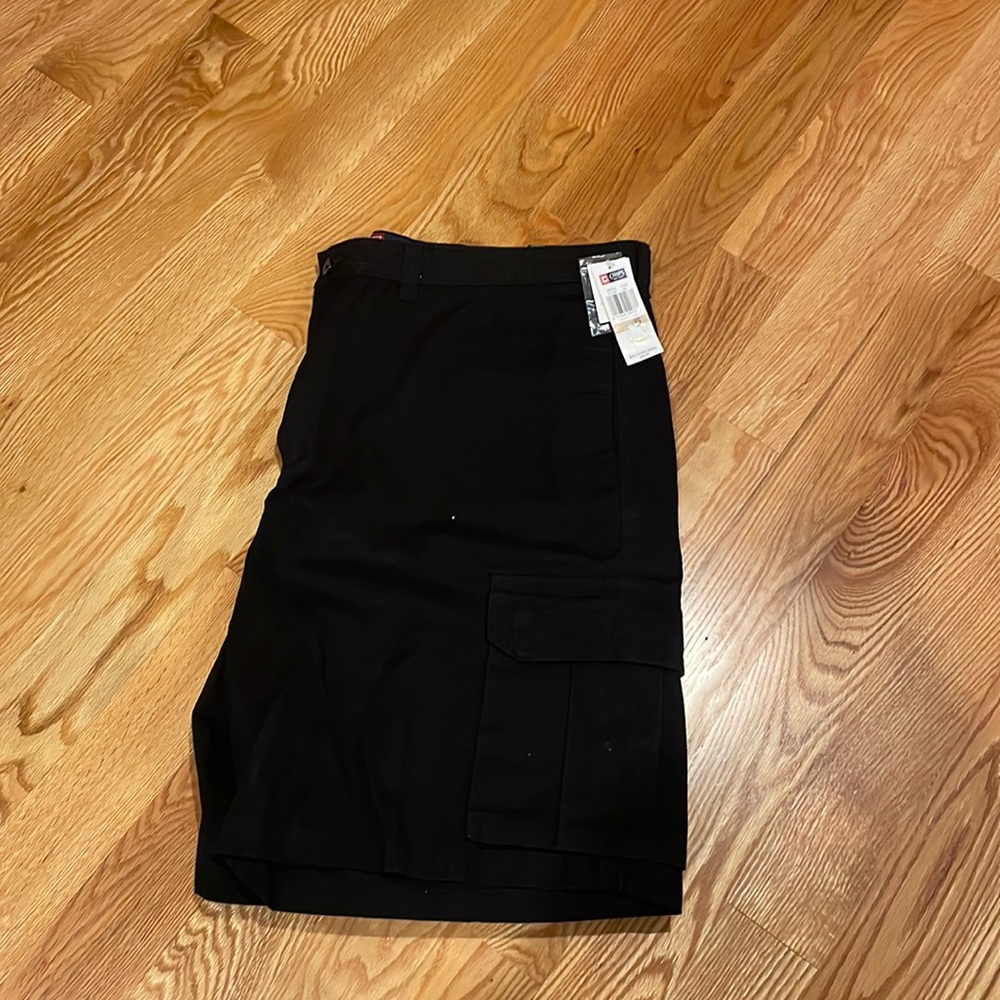 NWT Black Chaps Cargo Shorts